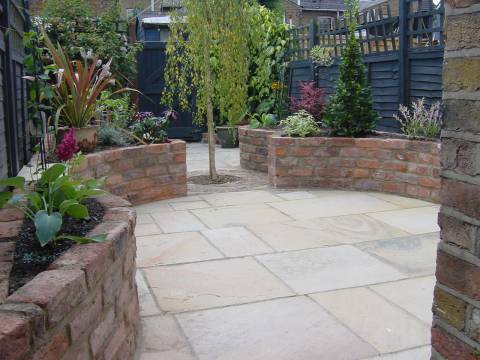 Iqon Gardening Services2