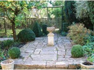  AYR Gardening Services in Somerset