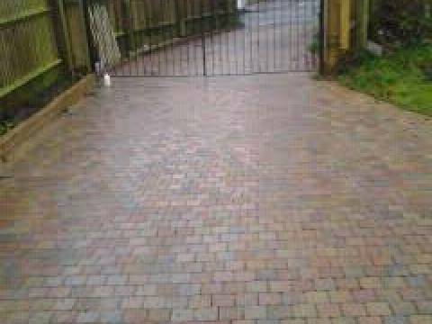 Sarum Paving5